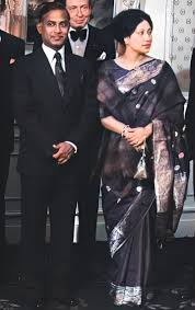 Ziaur Rahman and Khaleda Zia in formal dress at an indoor reception.